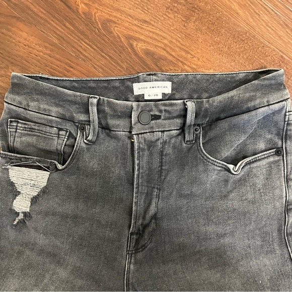 Good American Jeans -Like New Condition - Picture 4 of 6